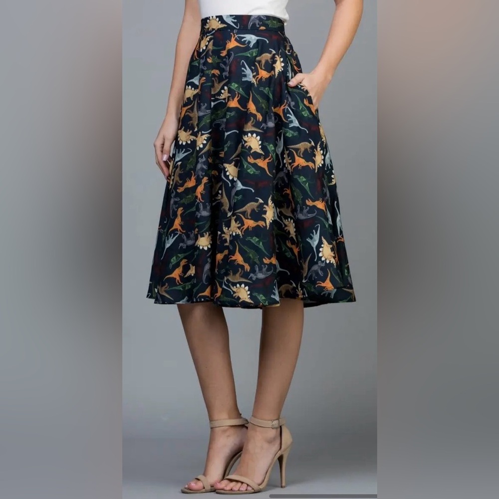 Dinosaur Circle Skirt with Pockets!